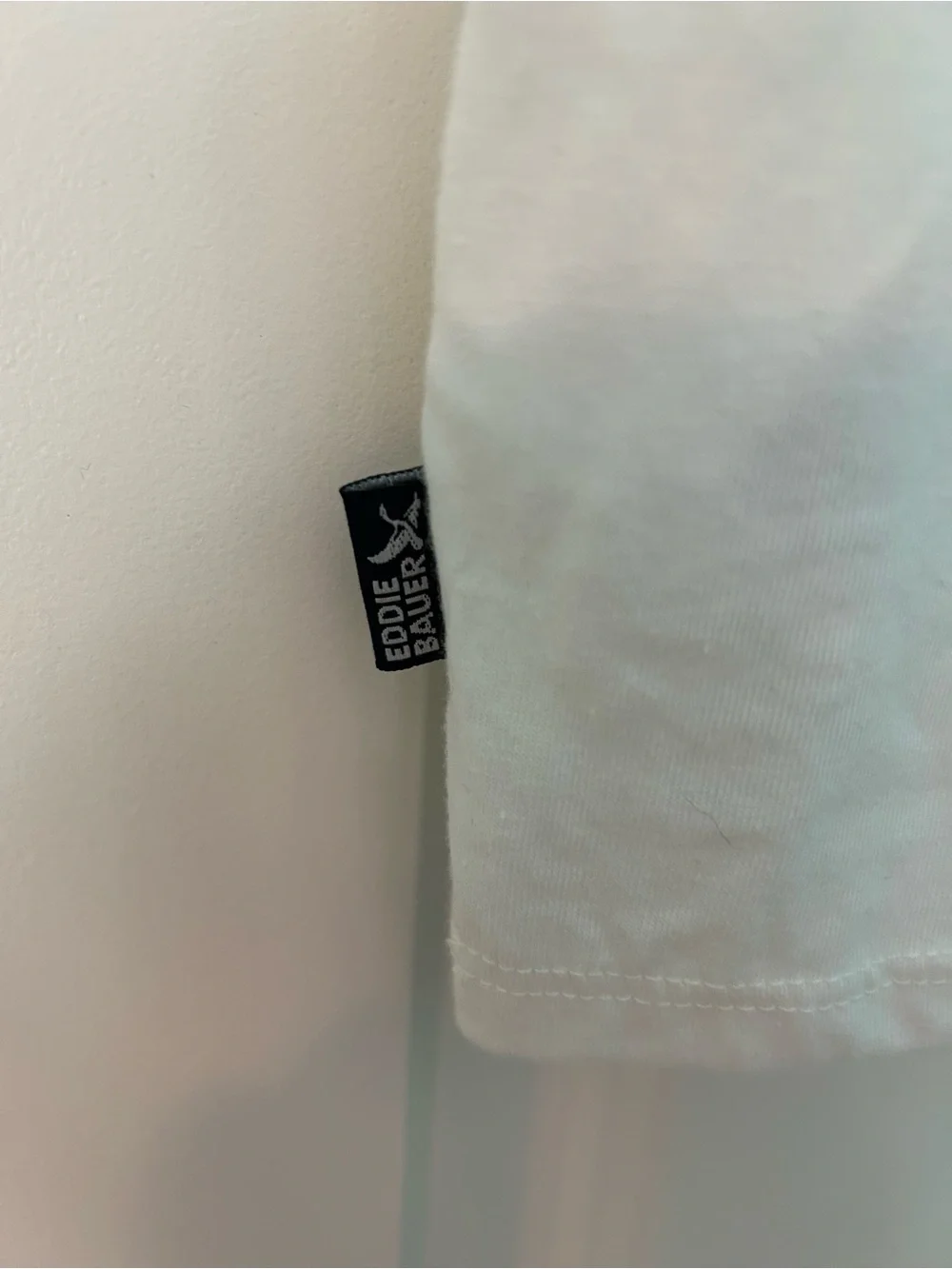 Eddie Bauer White Tee with Blue & Yellow Mountain Graphic size 4 nwot
